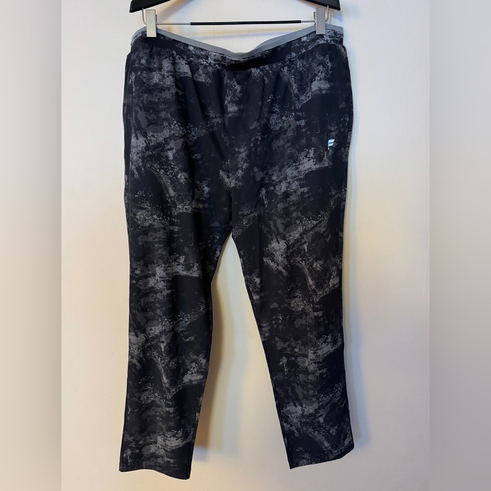 Fabletics The Fundamental Pant 2X Tapered Athleisure Activewear black/grey NWT